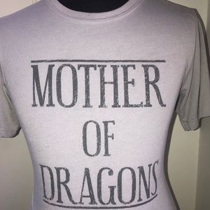 Game of Thrones “Mother Of Dragons” Officia…